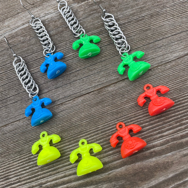 Kitschy Chainmaille Telephone Earrings