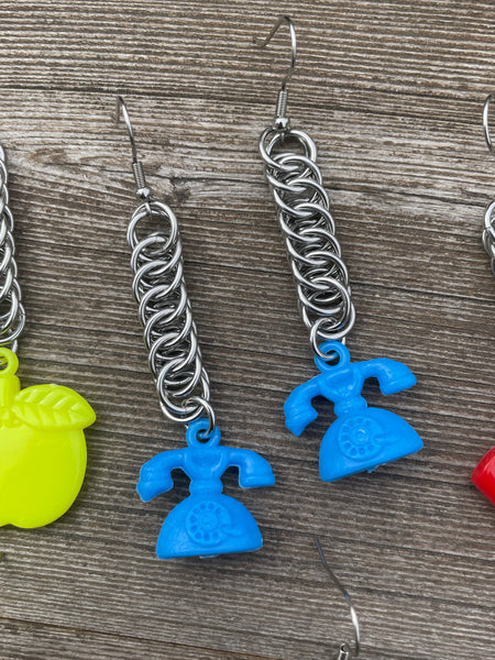 Kitschy Chainmaille Telephone Earrings