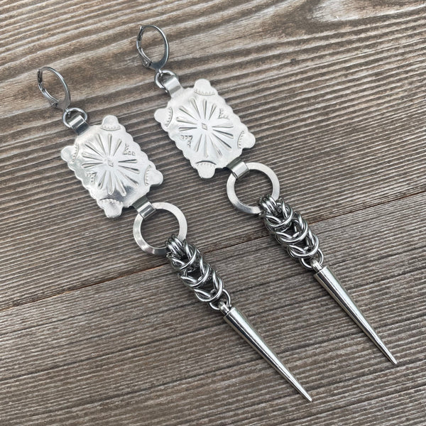 Square Concho Box Chanmaille Earrings