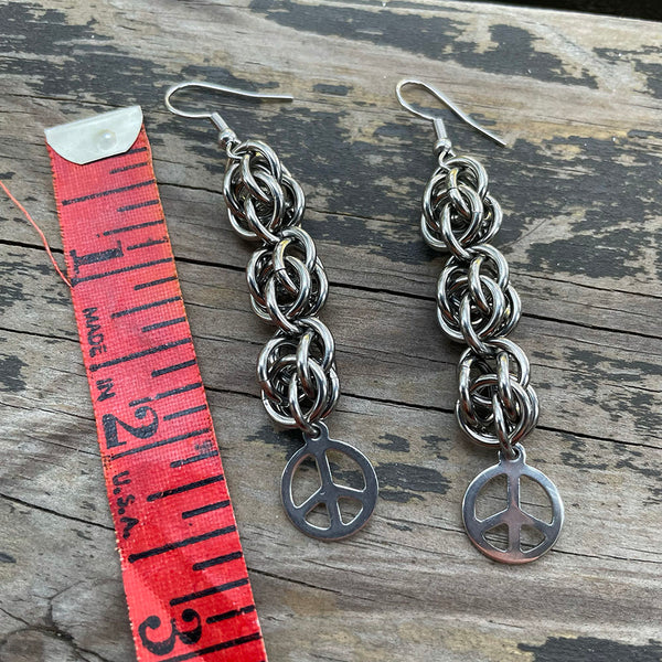 Sweet Pea(ce) Chainmaille Earrings